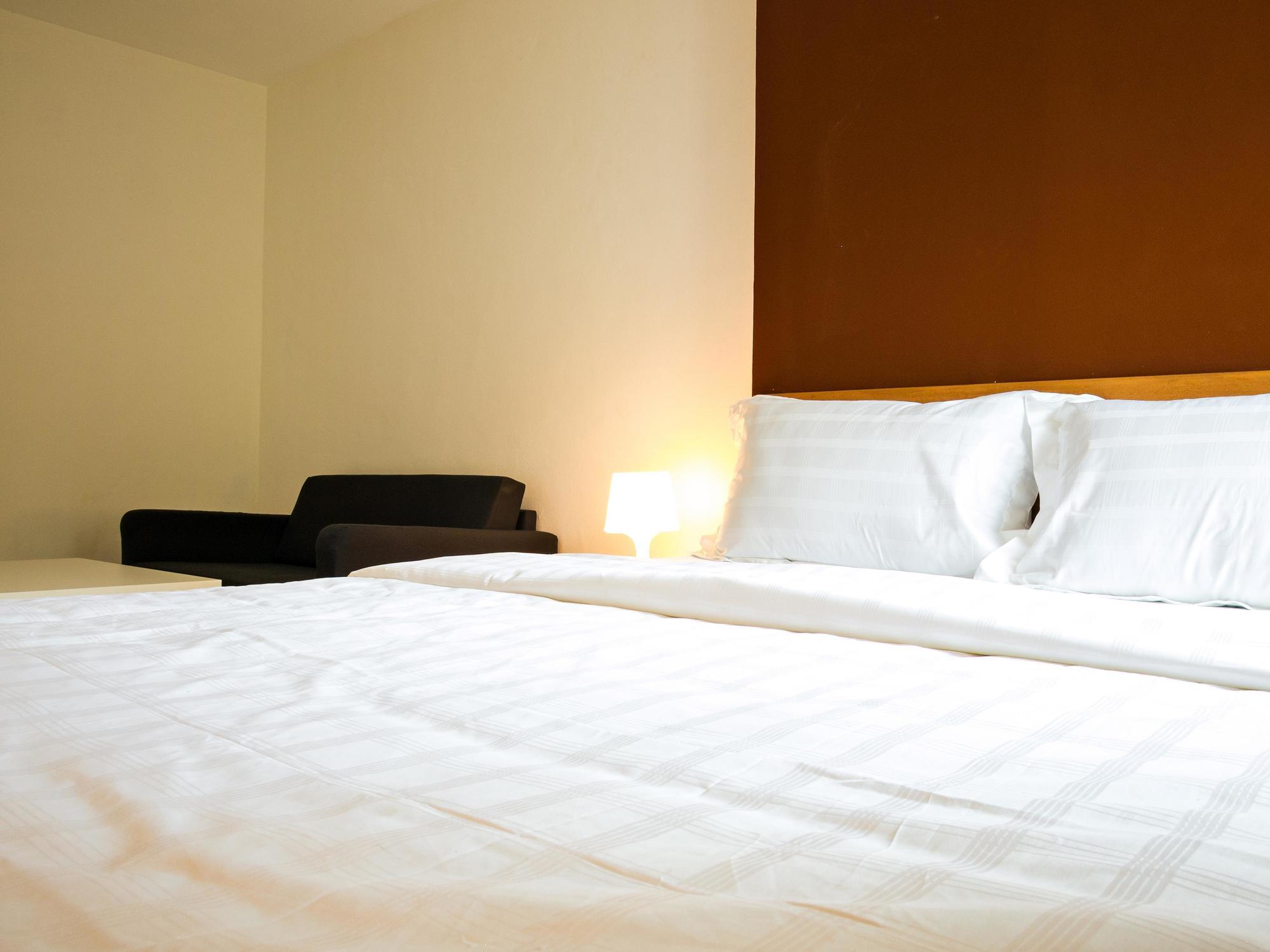 Nrv Place Apart Hotel Бангкок Екстер'єр фото