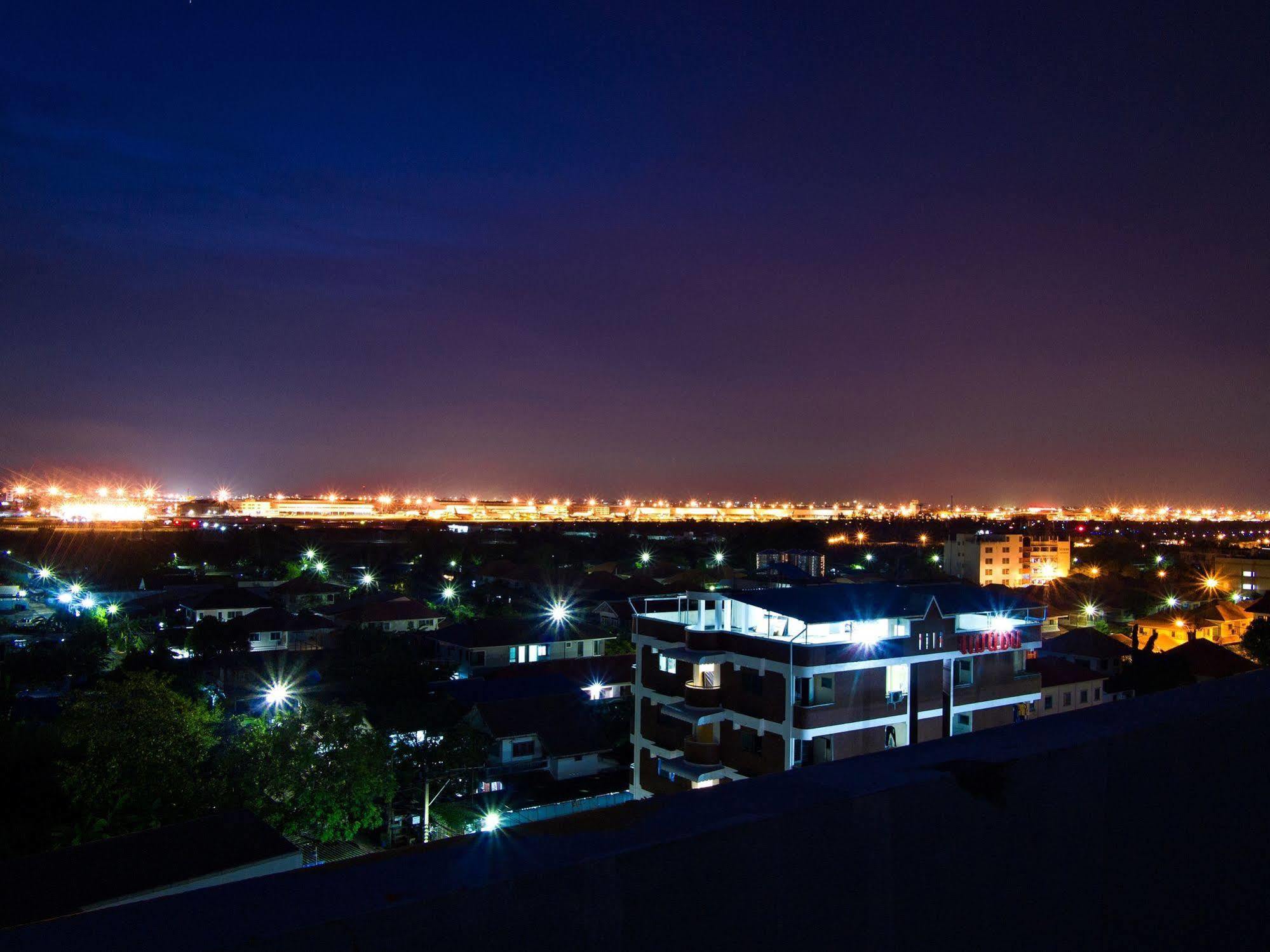 Nrv Place Apart Hotel Бангкок Екстер'єр фото
